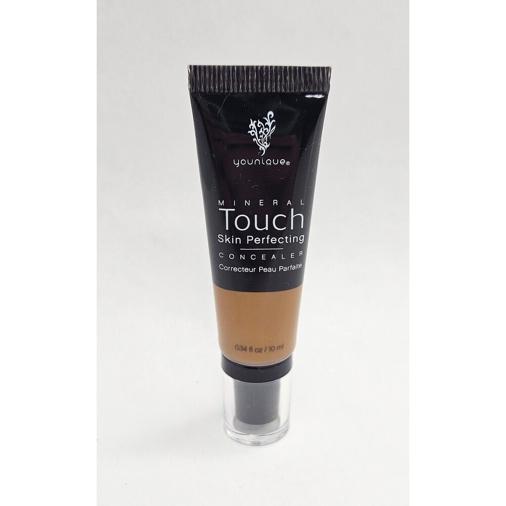 Younique Mineral Touch Skin Perfecting Concealer in Chenille 10ml New w/o box